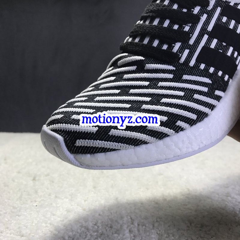 Adidas Originals NMD R2 Primeknit Collegiate Navy White